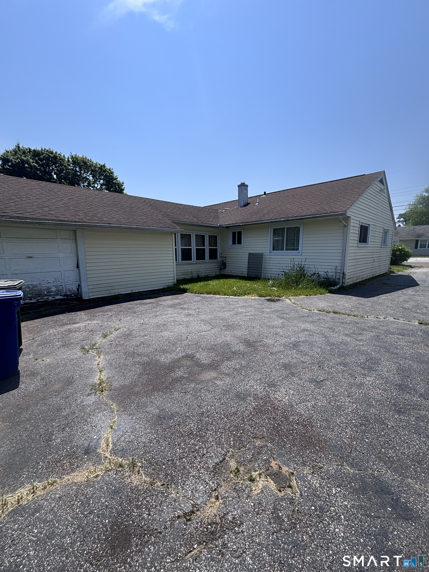 74 Leonard Drive Bridgeport CT 06606