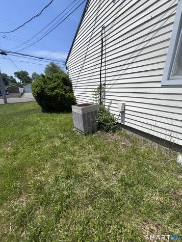 74 Leonard Drive Bridgeport CT 06606