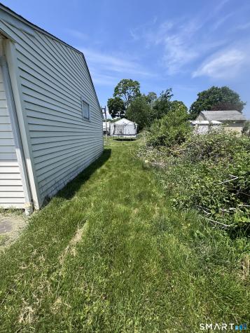74 Leonard Drive Bridgeport CT 06606