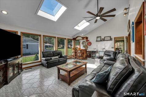 42 Lakeview Drive Wolcott CT 06716