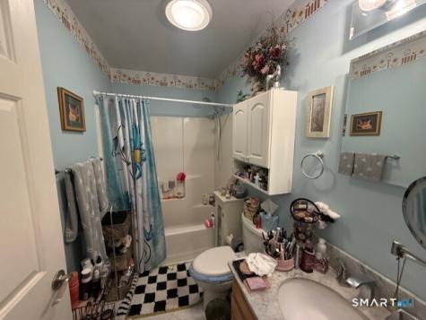 15 Mulberry Lane New Milford CT 06776