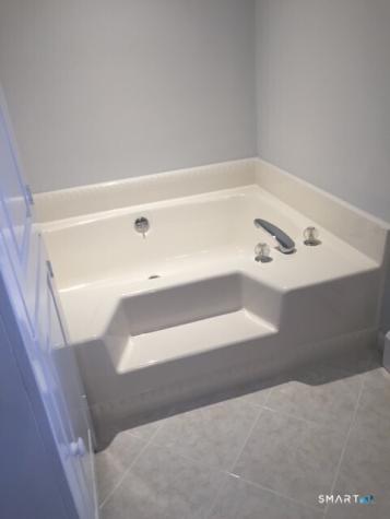 15 Mulberry Lane New Milford CT 06776