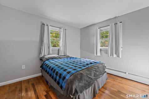 25 Park Lane Newtown CT 06470
