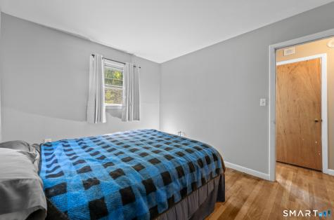 25 Park Lane Newtown CT 06470