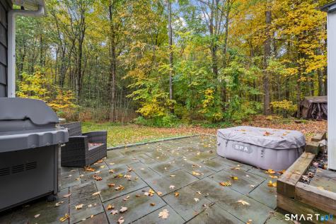 25 Park Lane Newtown CT 06470
