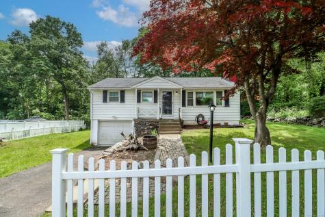 14 Maple Ridge Road Danbury CT 06811
