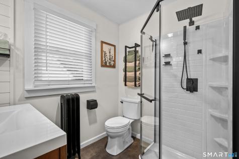 17 James Avenue Waterford CT 06375