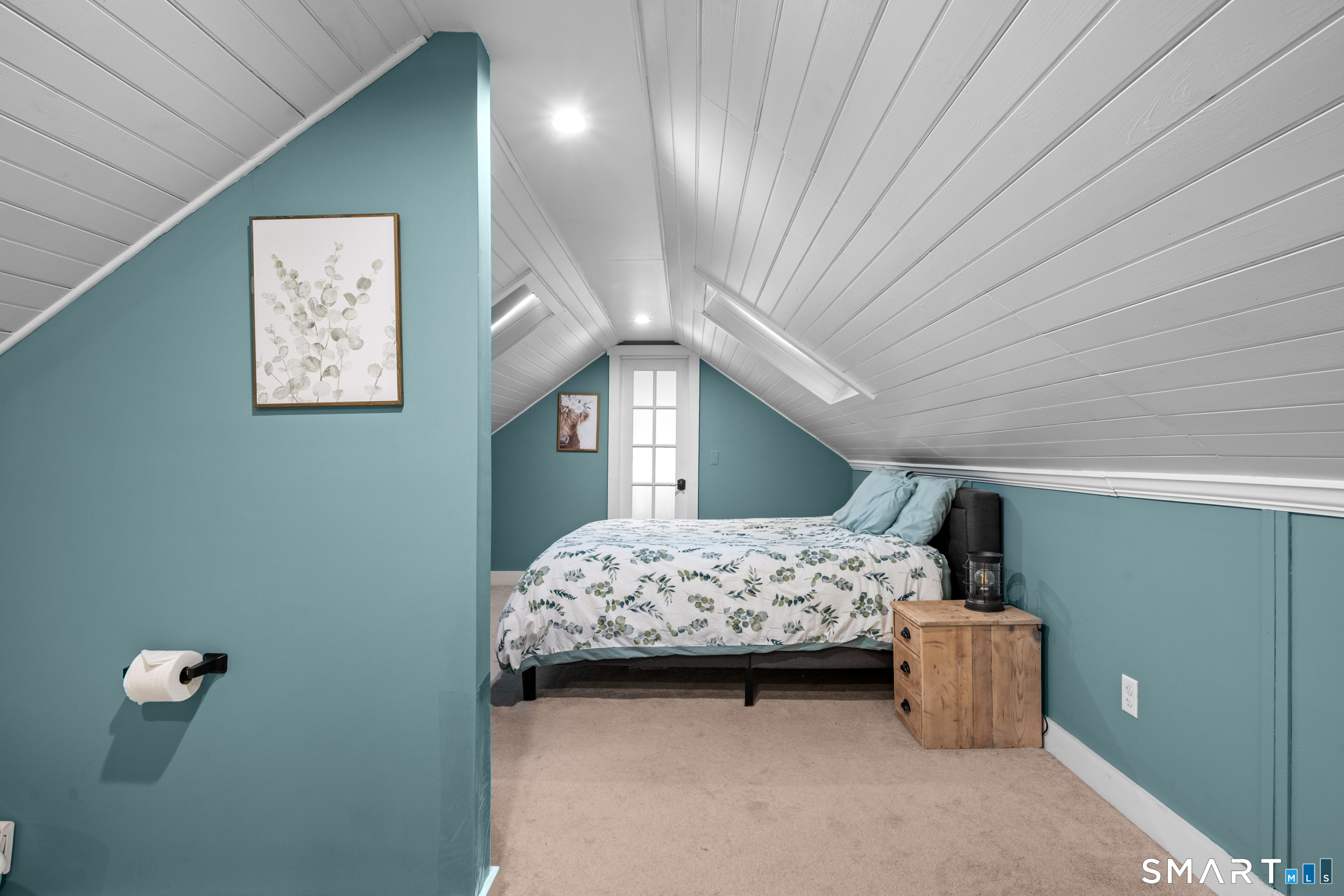 17 James Avenue Waterford CT 06375