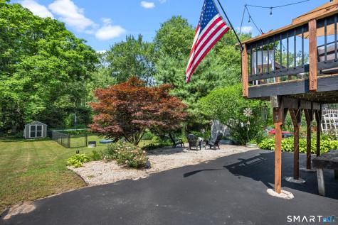 17 James Avenue Waterford CT 06375