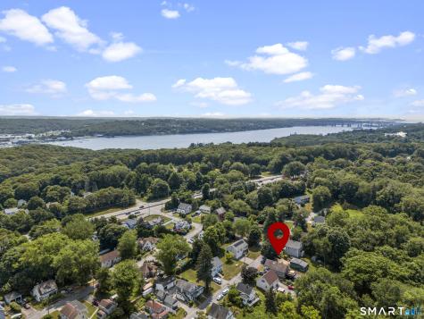 17 James Avenue Waterford CT 06375