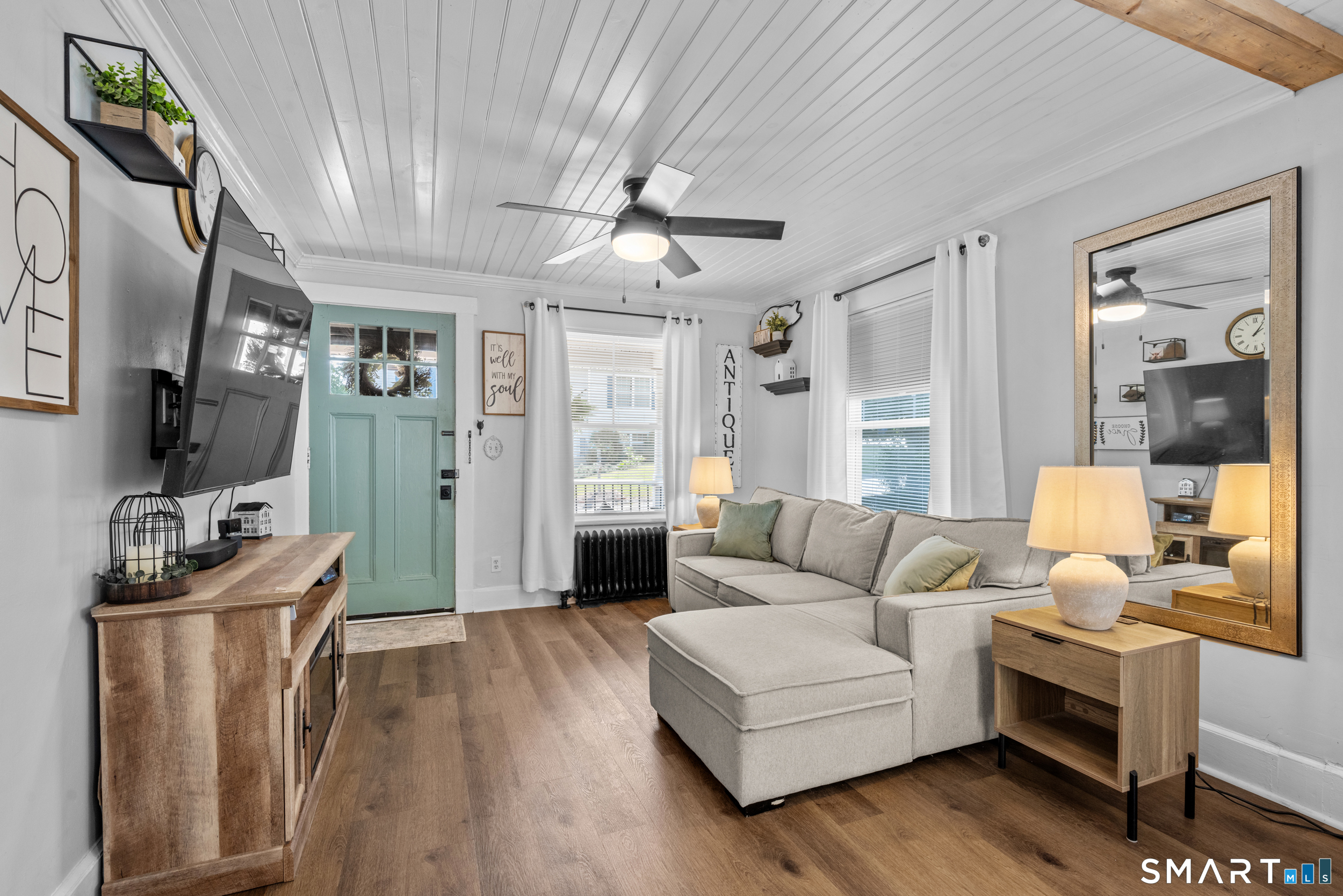 17 James Avenue Waterford CT 06375