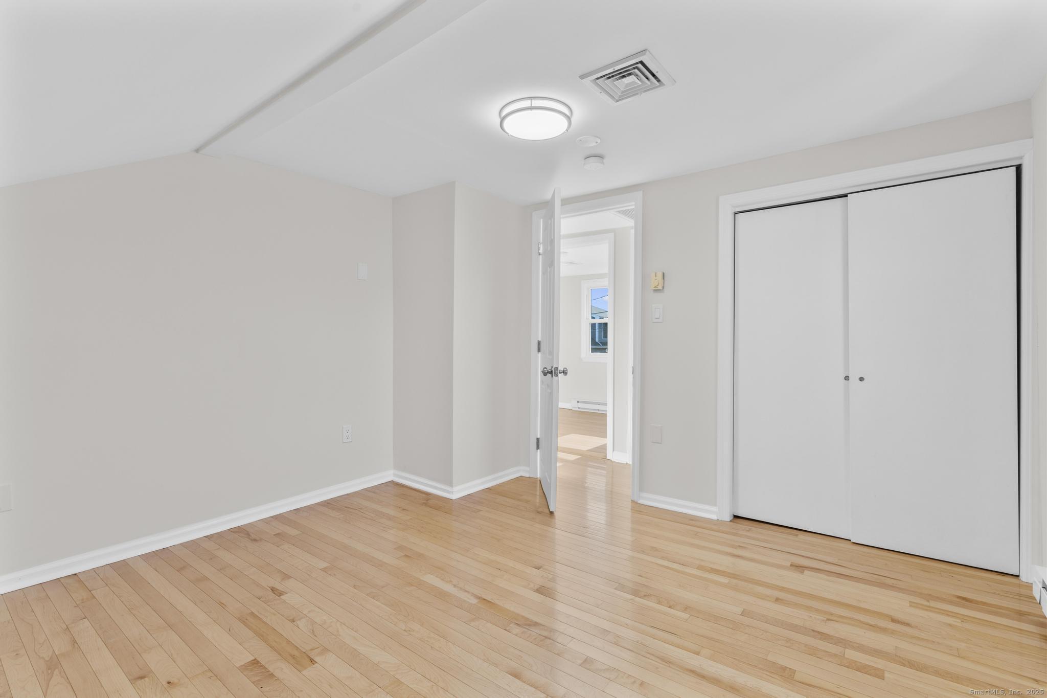 4 Bellview Road Branford CT 06405