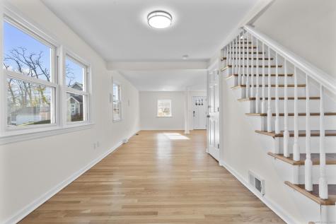 4 Bellview Road Branford CT 06405