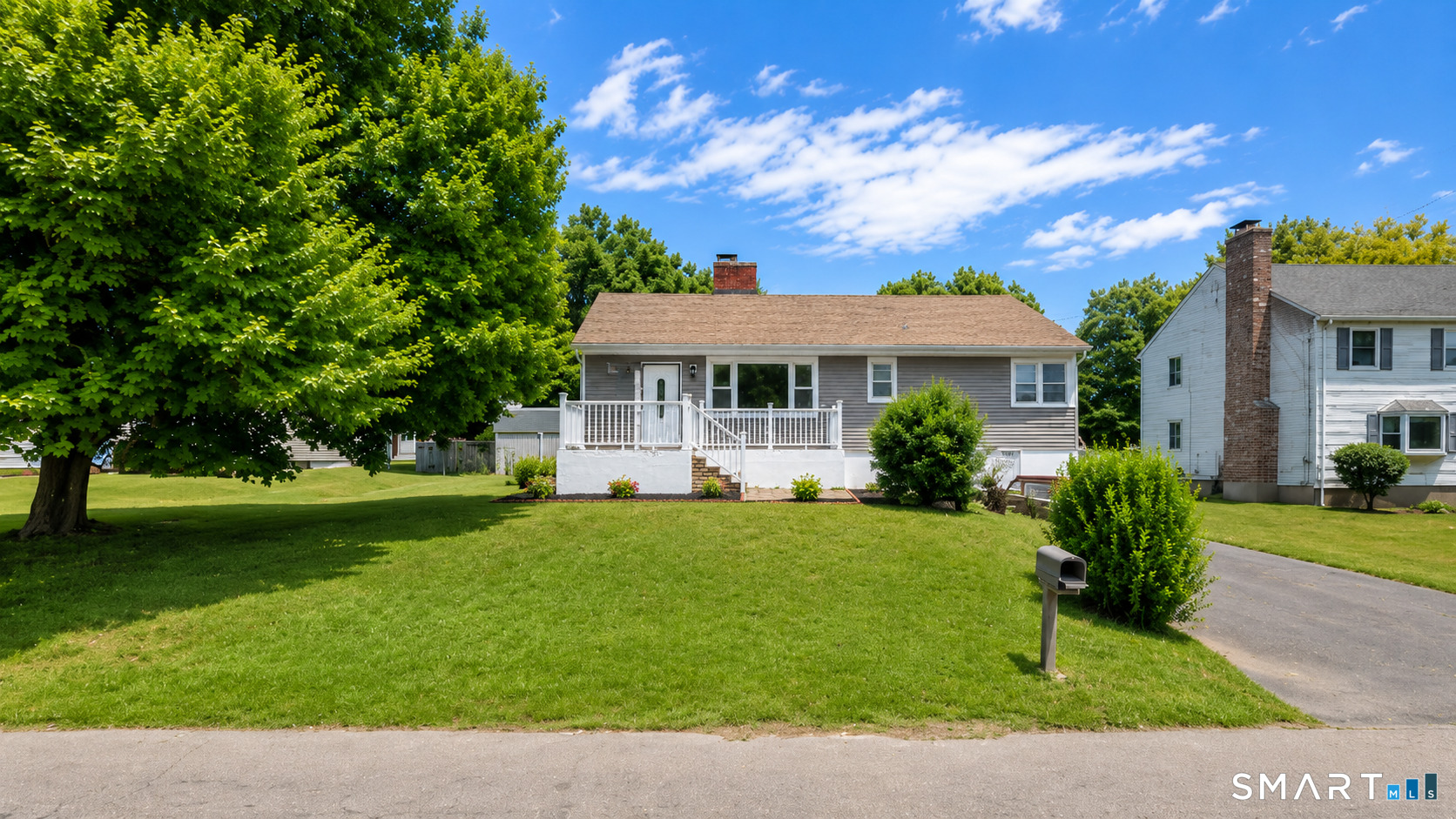 12 Homestead Place Branford CT 06405