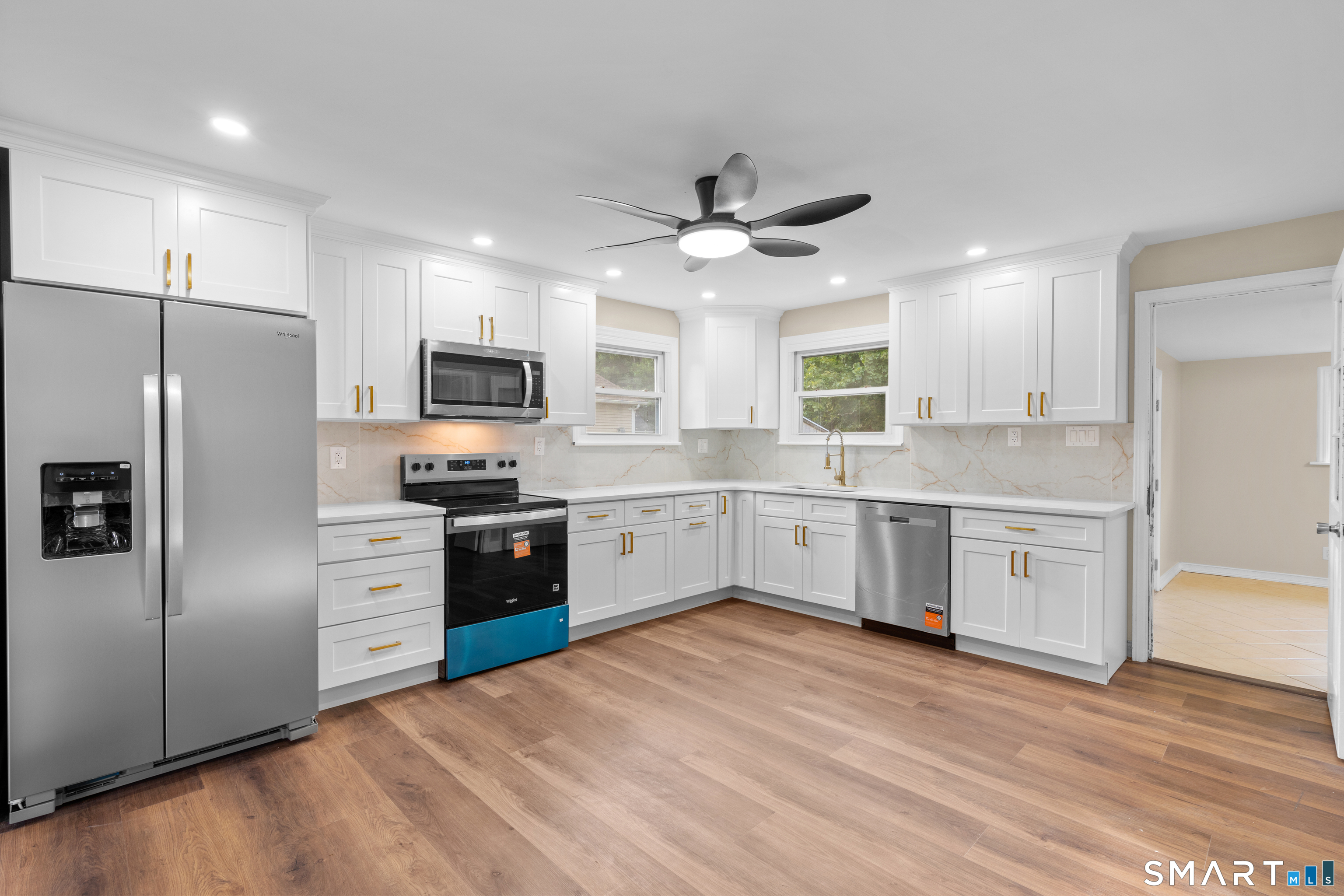 12 Homestead Place Branford CT 06405