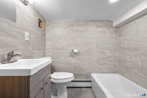 12 Homestead Place Branford CT 06405