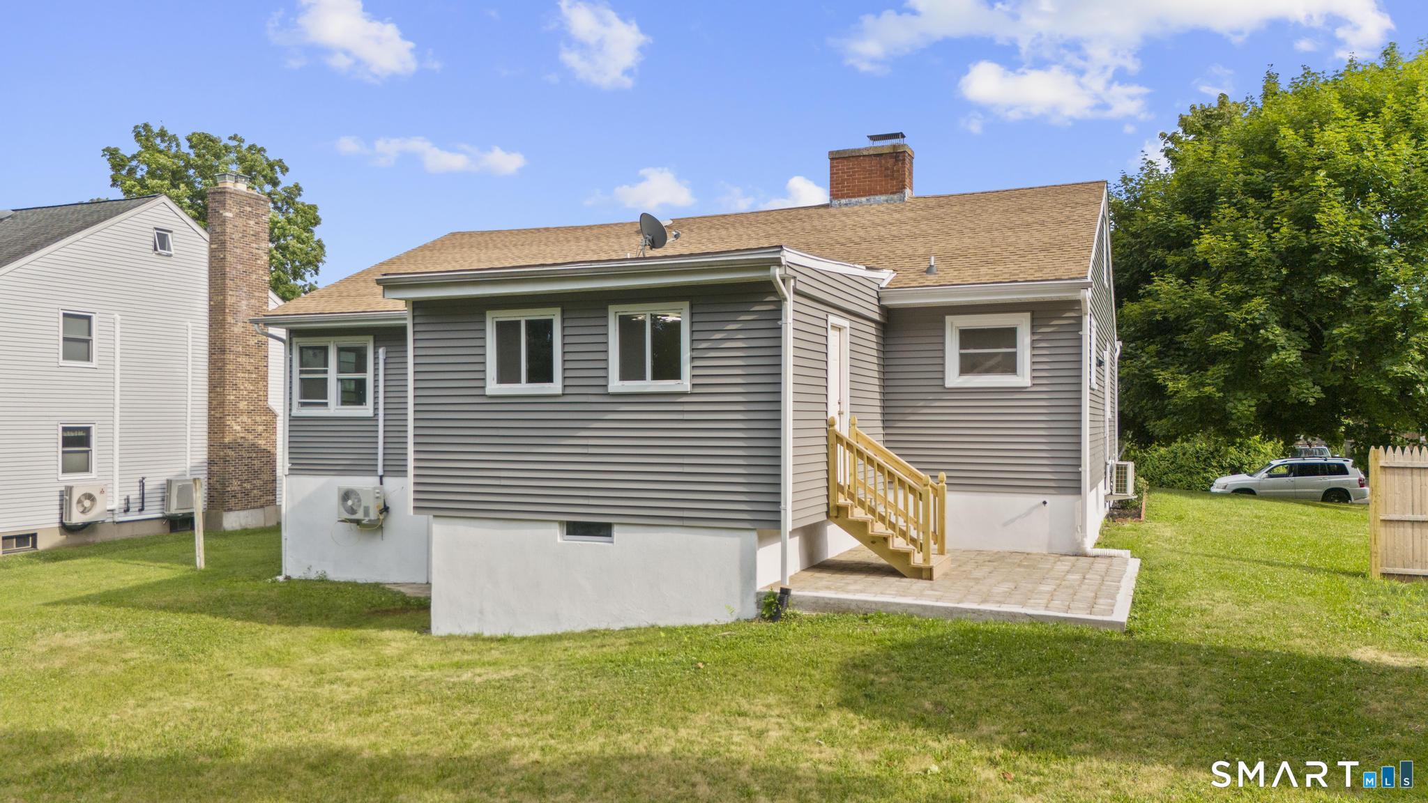 12 Homestead Place Branford CT 06405