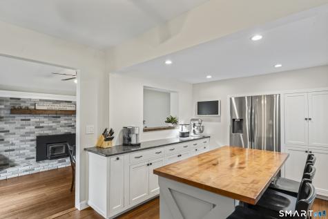 31 Bethpage Drive Bethel CT 06801
