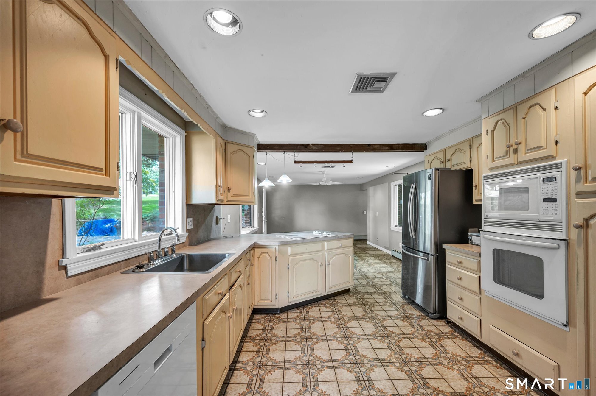 65 Highland Avenue Middletown CT 06457