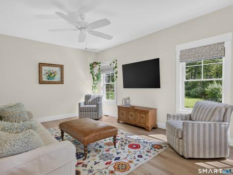 14 Wildflower Trail North Stonington CT 06359