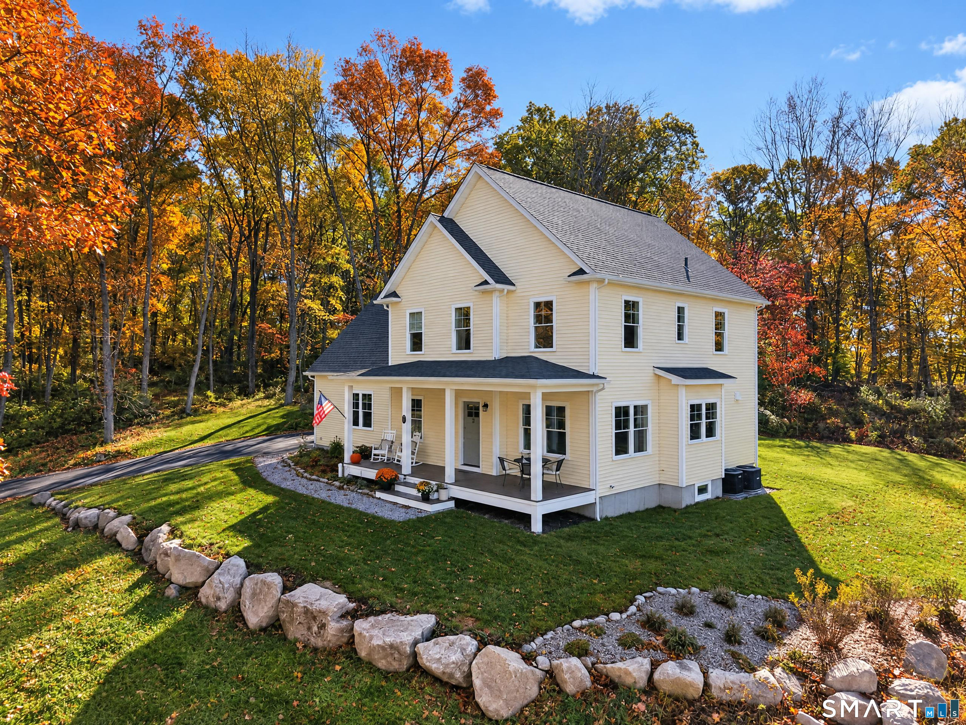 14 Wildflower Trail North Stonington CT 06359