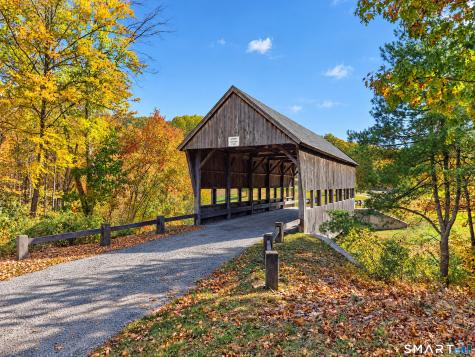 14 Wildflower Trail North Stonington CT 06359