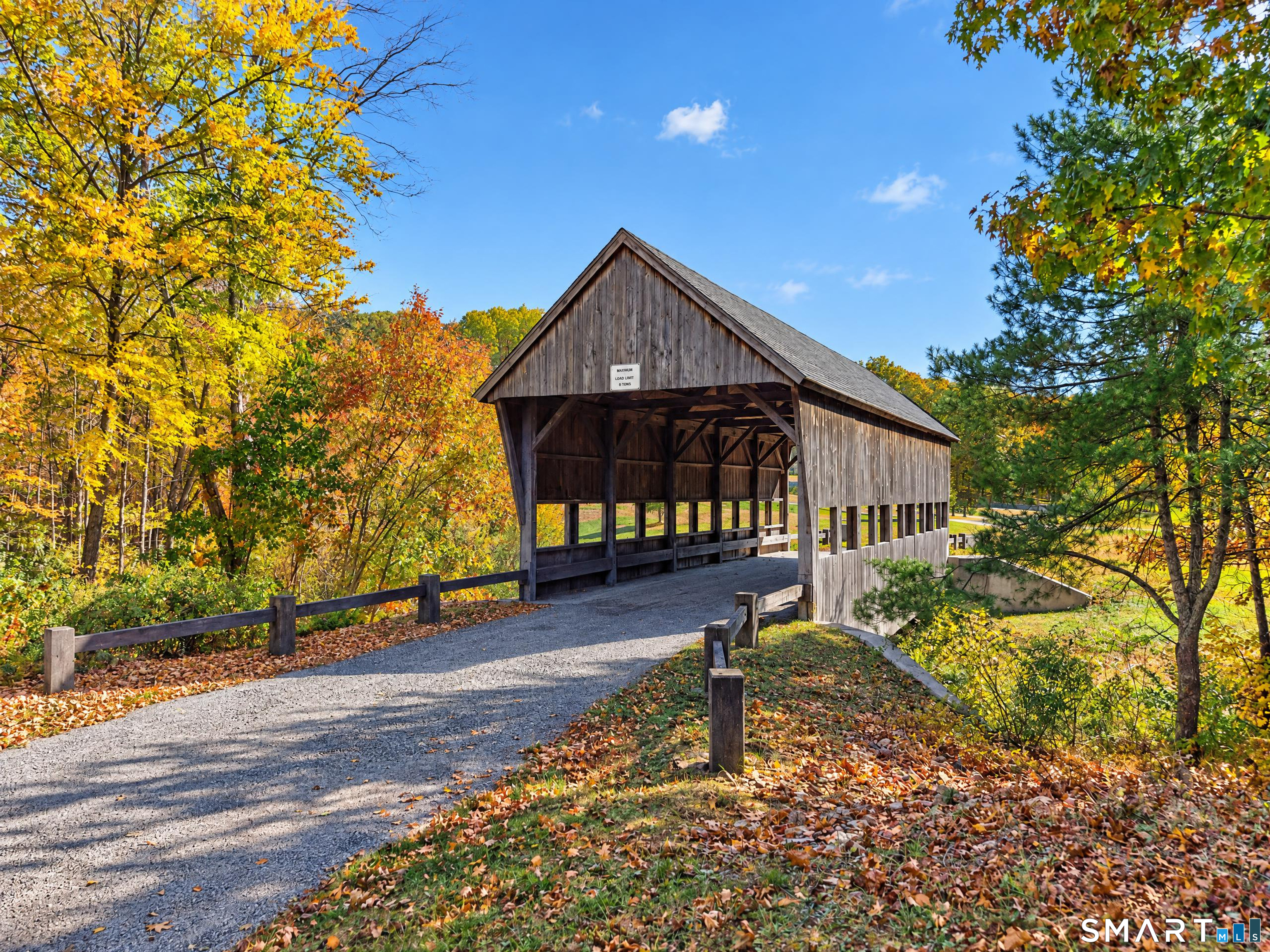 14 Wildflower Trail North Stonington CT 06359