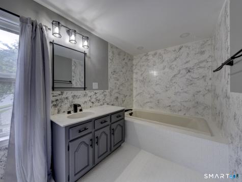 137 Hollyberry Lane Plainville CT 06062