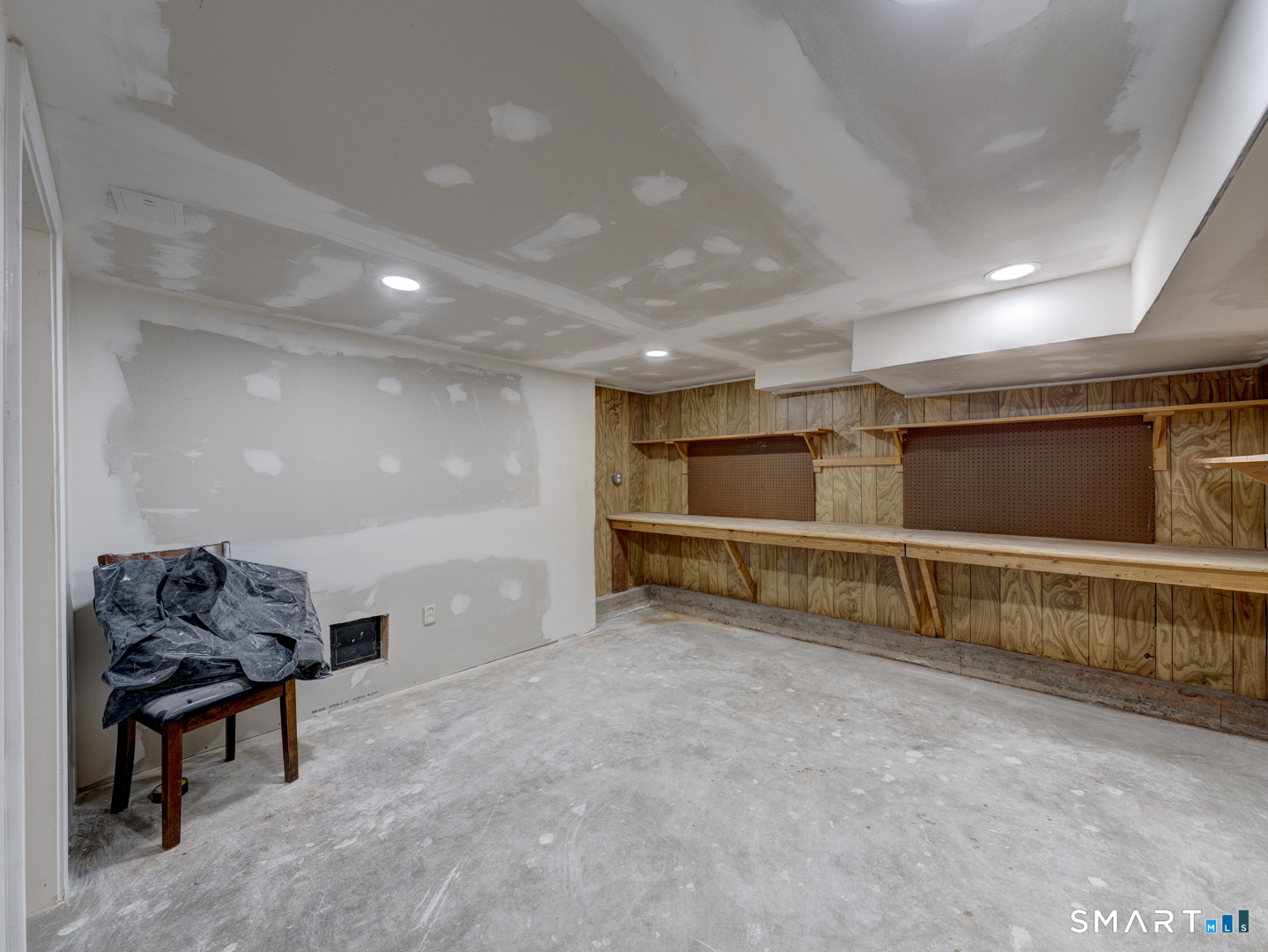 137 Hollyberry Lane Plainville CT 06062