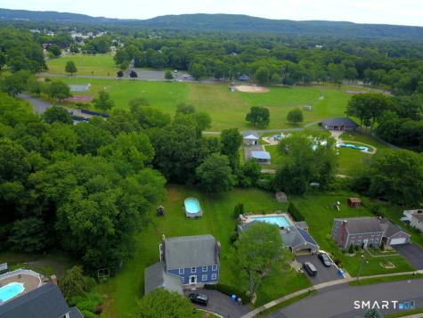 137 Hollyberry Lane Plainville CT 06062