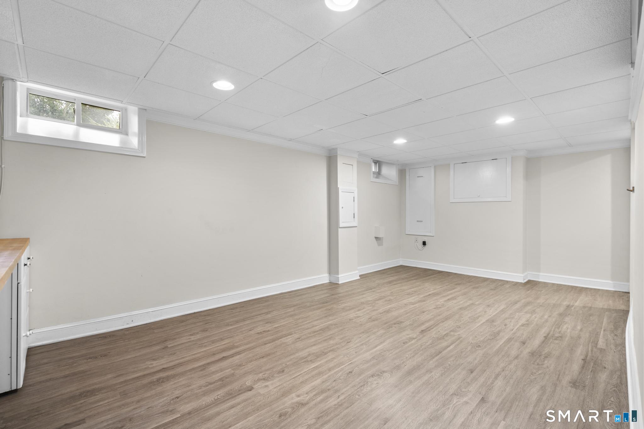 307 Old Post Road Fairfield CT 06824