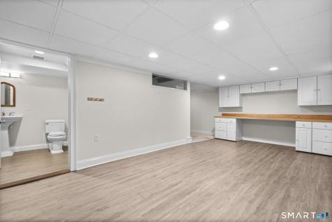 307 Old Post Road Fairfield CT 06824