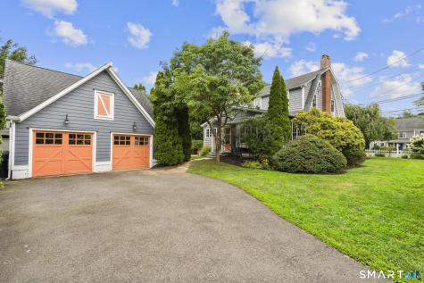 307 Old Post Road Fairfield CT 06824