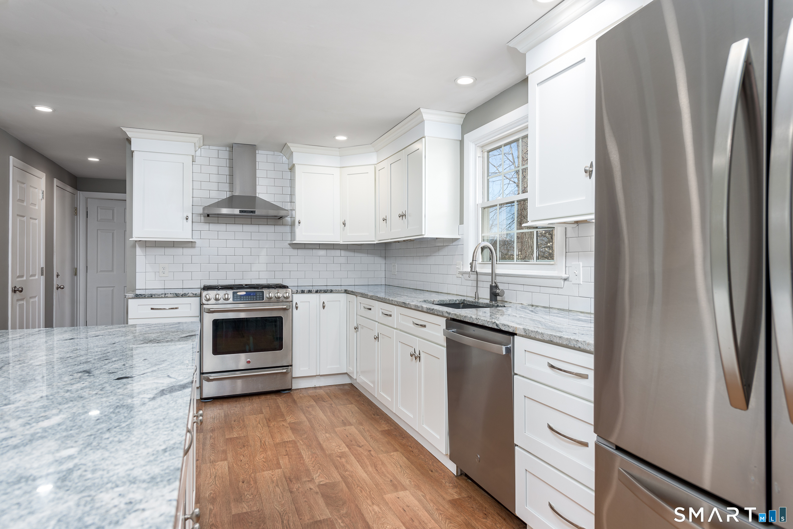77 Deerfield Drive Glastonbury CT 06033