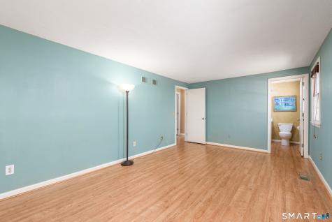 77 Deerfield Drive Glastonbury CT 06033