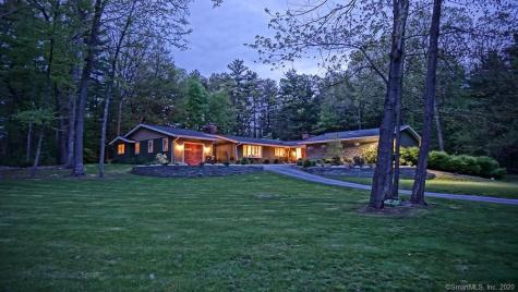 27 Lawton Drive Simsbury CT 06070