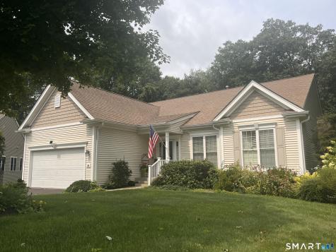 84 Links Way Oxford CT 06478