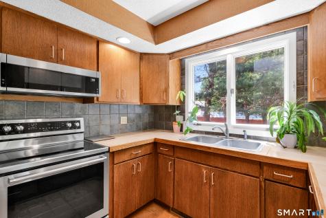 30 Sass Drive Manchester CT 06042