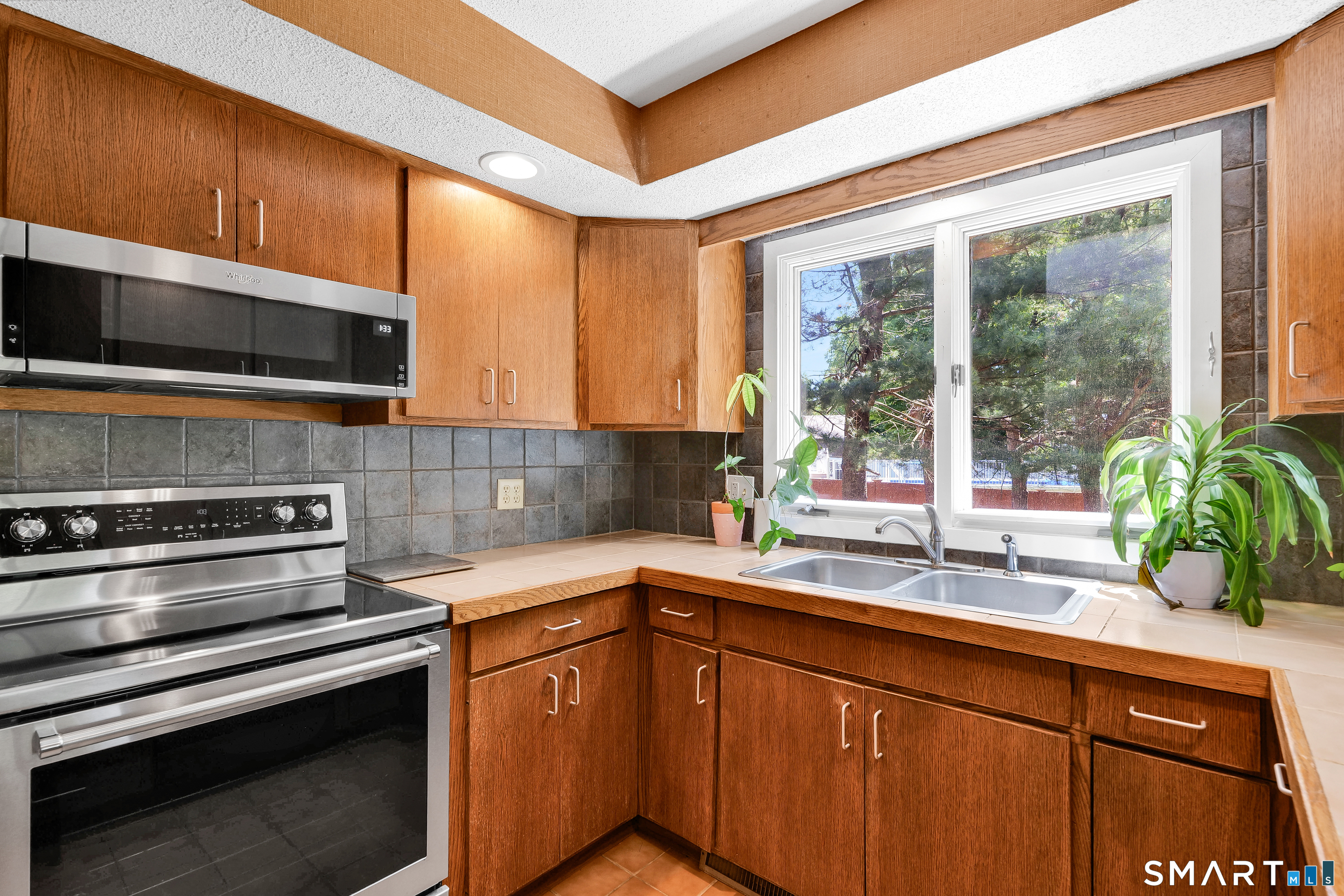 30 Sass Drive Manchester CT 06042