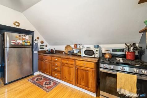 4 Washington Heights Meriden CT 06451