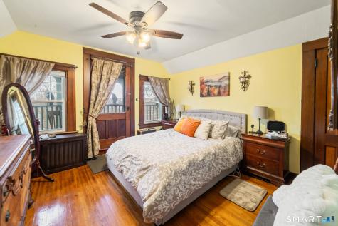 4 Washington Heights Meriden CT 06451