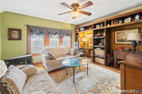 4 Washington Heights Meriden CT 06451