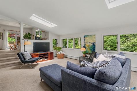 17 Pumpkin Lane Norwalk CT 06851