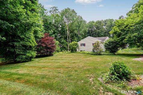 17 Pumpkin Lane Norwalk CT 06851