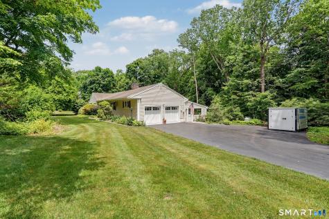17 Pumpkin Lane Norwalk CT 06851