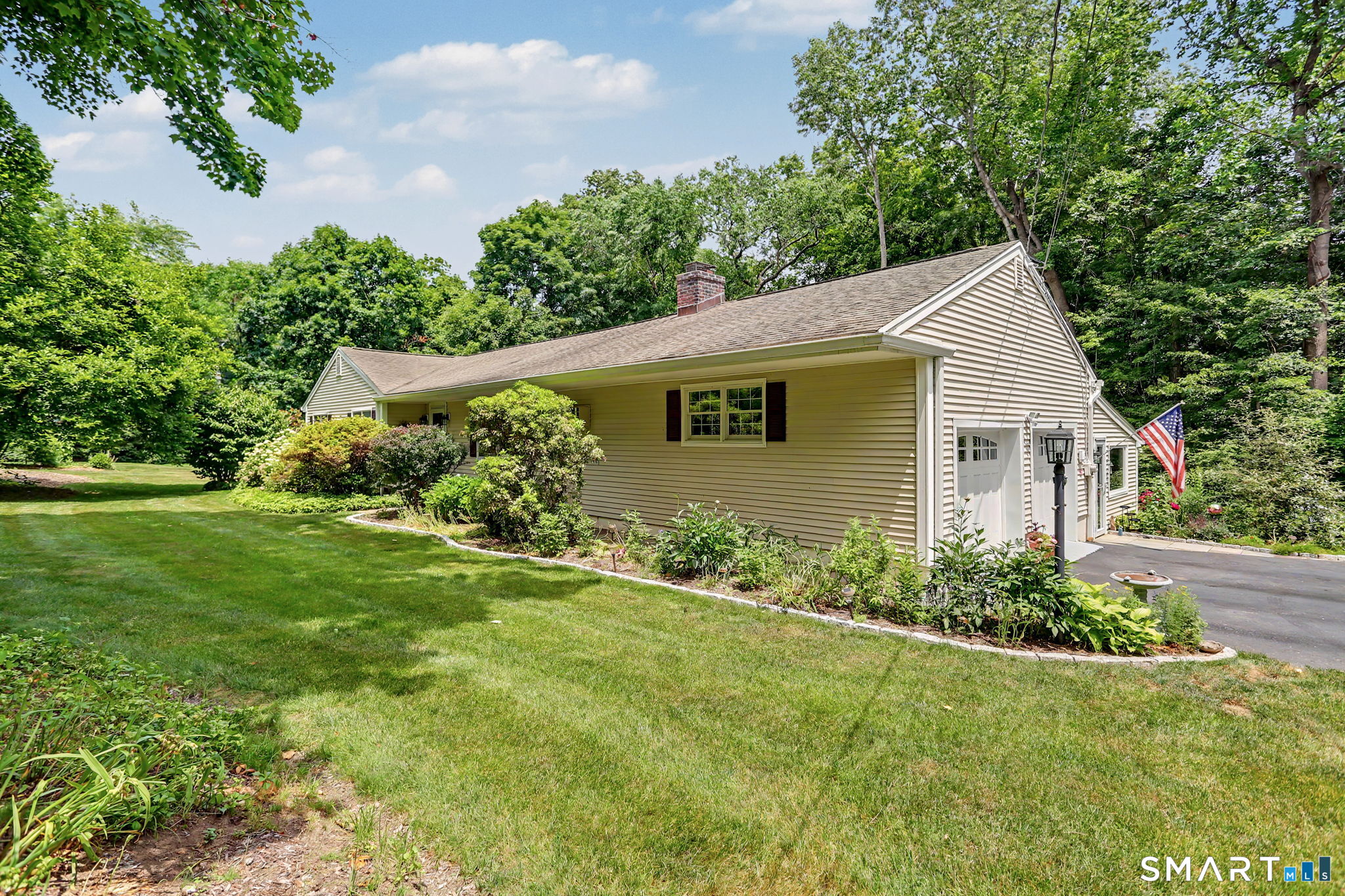 17 Pumpkin Lane Norwalk CT 06851