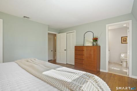 49 Midland Road Trumbull CT 06611