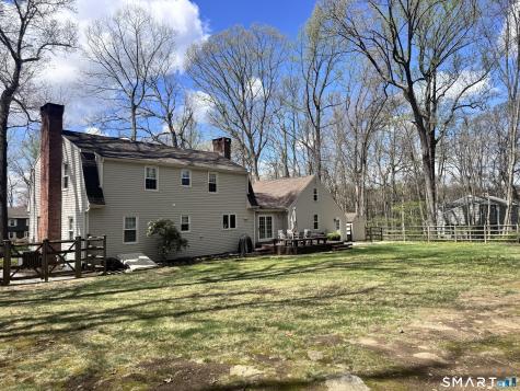 49 Midland Road Trumbull CT 06611