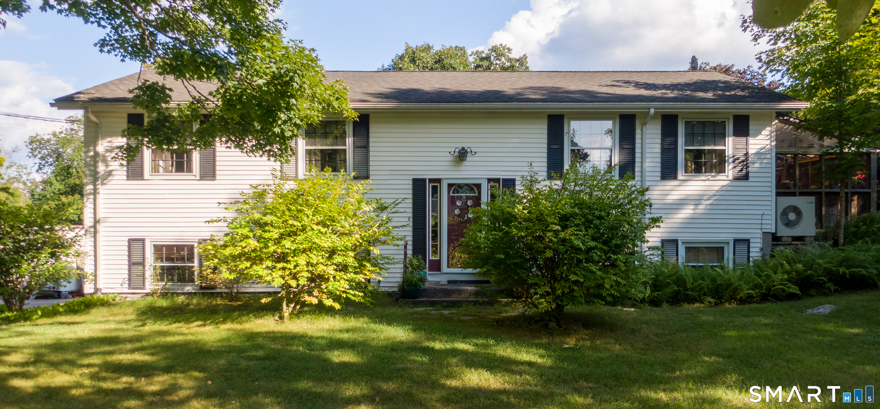 1 Corttiss Road Thompson CT 06255