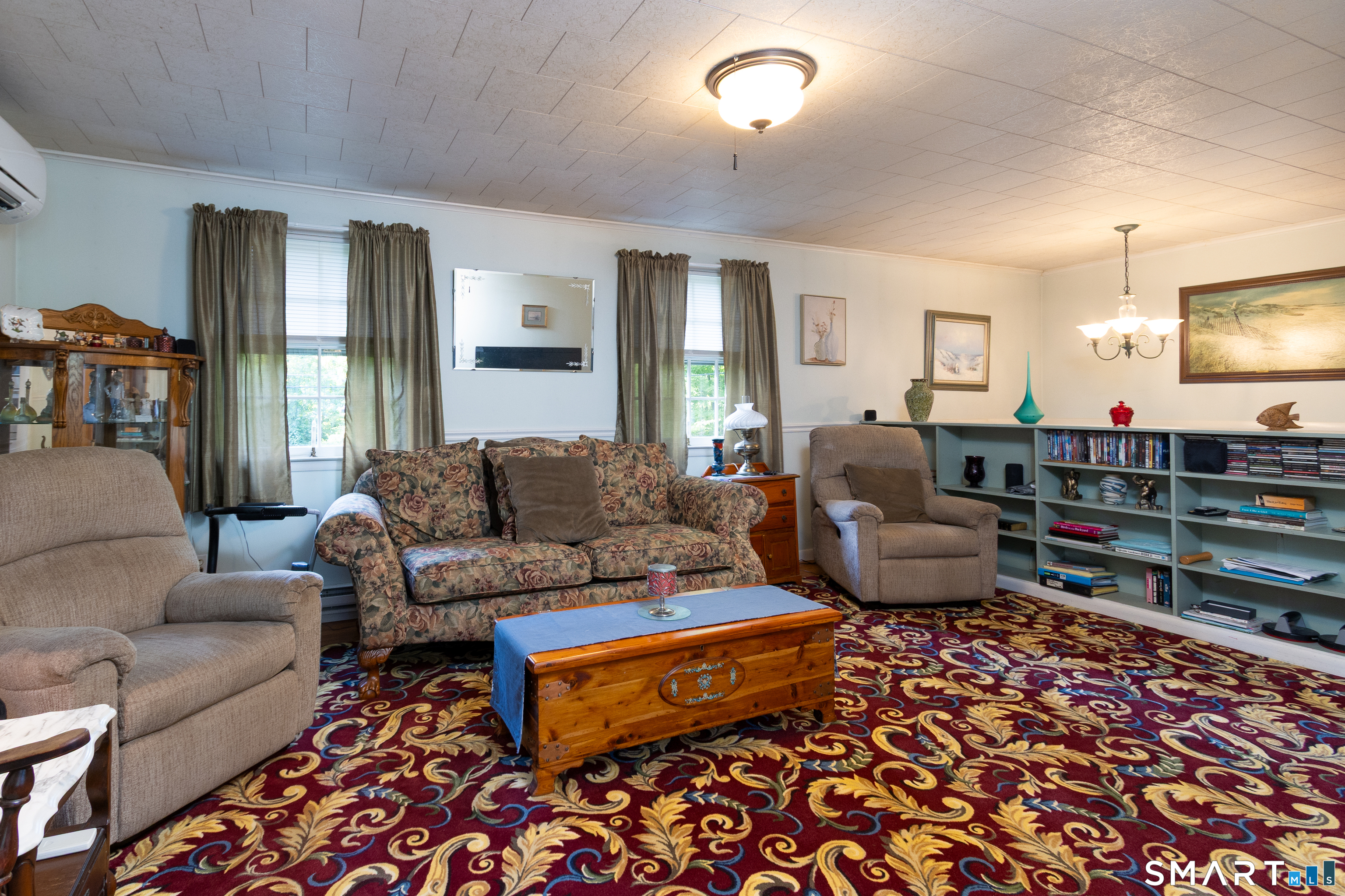 1 Corttiss Road Thompson CT 06255